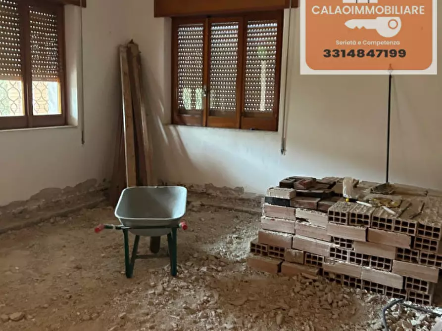 Immagine 9 di Casa indipendente in vendita  a Cassino