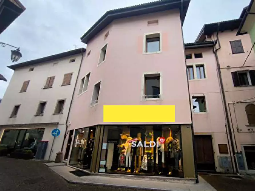 Immagine 4 di Negozio in vendita  in Via San Pietro, 8 a Agordo