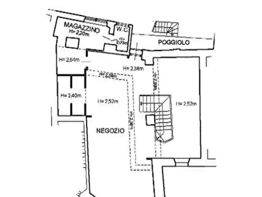 Immagine 12 di Negozio in vendita  in Via San Pietro, 8 a Agordo