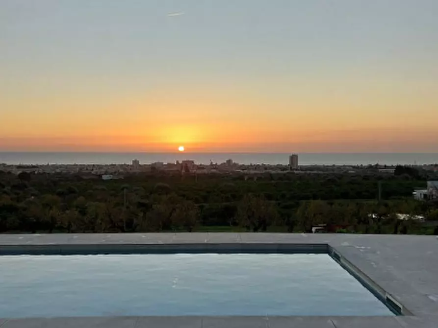 Immagine 14 di Villa in vendita  in Contrada Bochini-Collina degli Ulivi, 96012 a Avola