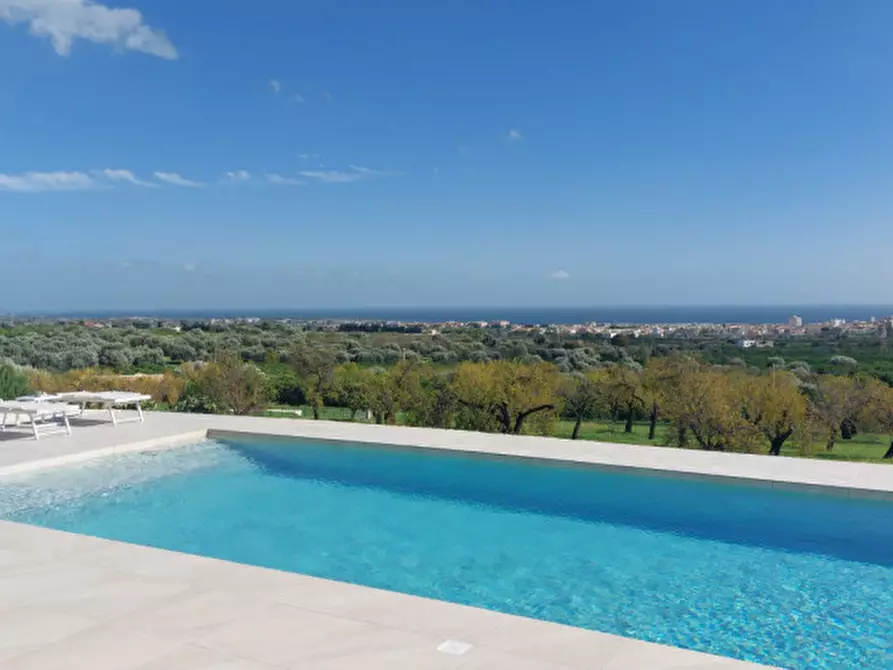 Immagine 16 di Villa in vendita  in Contrada Bochini-Collina degli Ulivi, 96012 a Avola