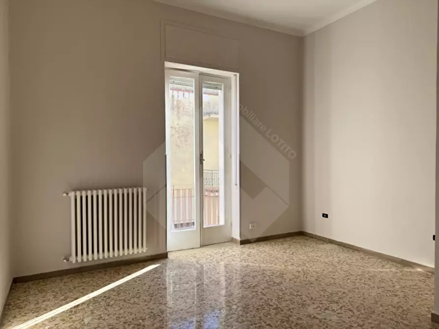 Immagine 13 di Appartamento in vendita  a Andria