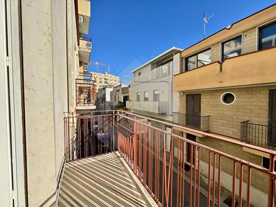 Immagine 15 di Appartamento in vendita  a Andria