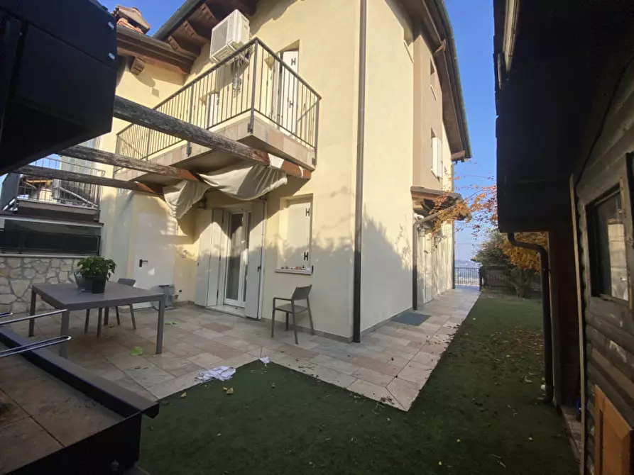 Immagine 3 di Casa bifamiliare in vendita  in Via Firenze 9 a Altavilla Vicentina