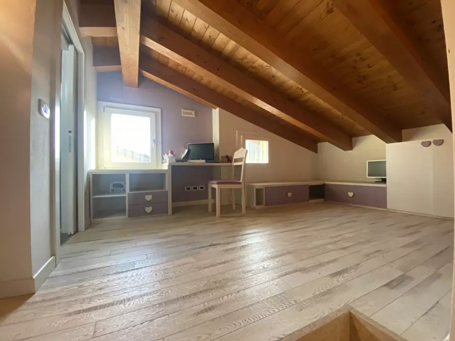 Immagine 7 di Casa bifamiliare in vendita  in Via Firenze 9 a Altavilla Vicentina