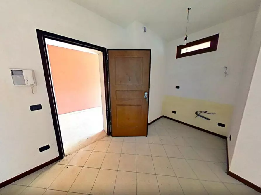 Immagine 1 di Ufficio in vendita  in via i maggio, 1, 51030 Serravalle Pistoiese PT, Italia a Serravalle Pistoiese