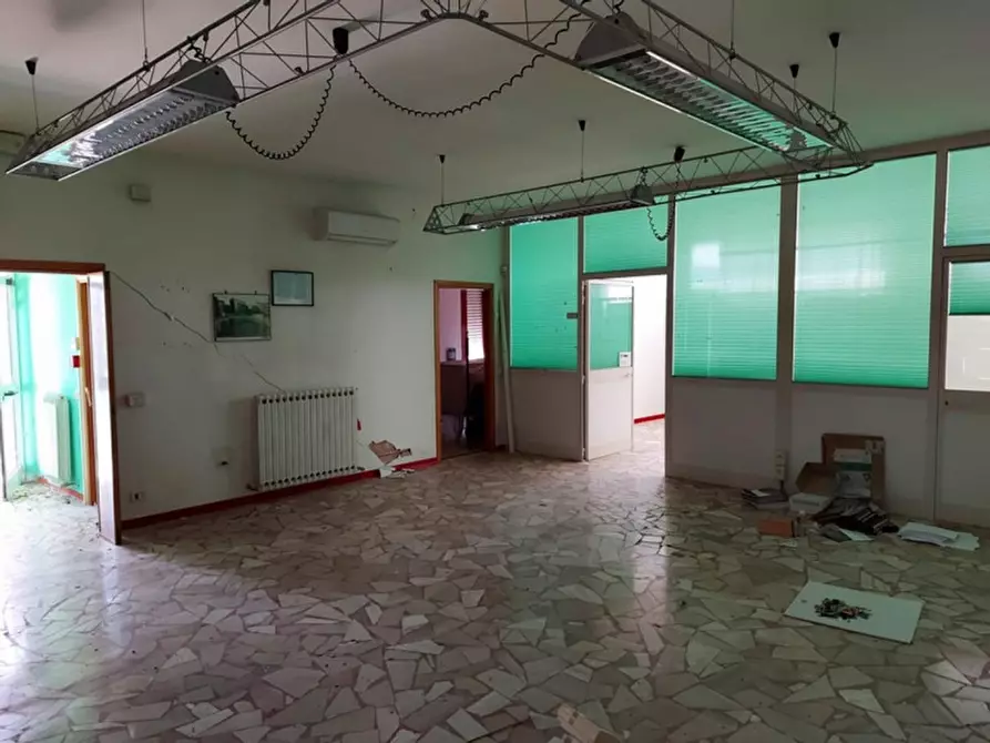 Immagine 4 di Capannone industriale in vendita  in via del Lavoro, N. snc a Paciano