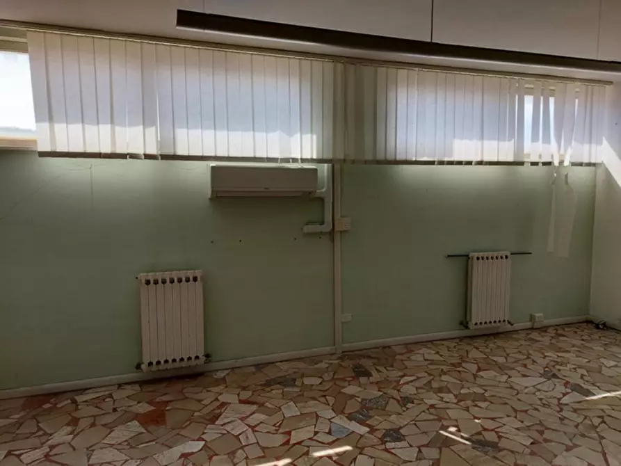Immagine 30 di Capannone industriale in vendita  in via del Lavoro, N. snc a Paciano