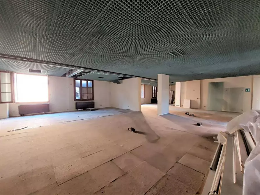 Immagine 5 di Ufficio in vendita  in Piazza del Popolo, 27, 48018 Faenza RA, Italia a Faenza