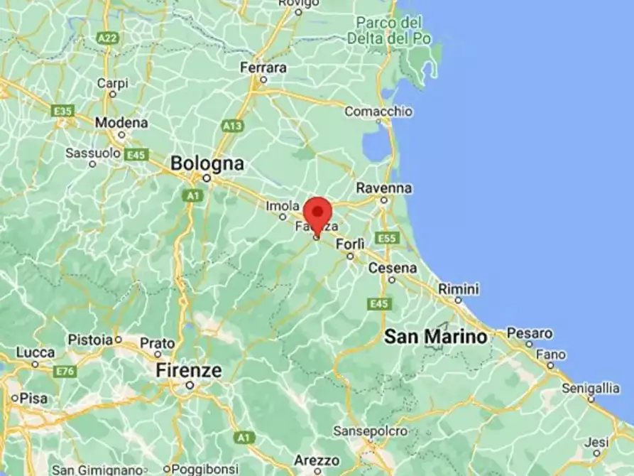 Immagine 6 di Ufficio in vendita  in Piazza del Popolo, 27, 48018 Faenza RA, Italia a Faenza