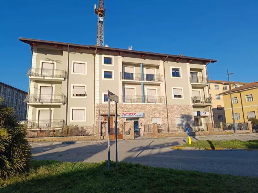 Immagine 1 di Appartamento in affitto  in Via degli Olivi a Rieti