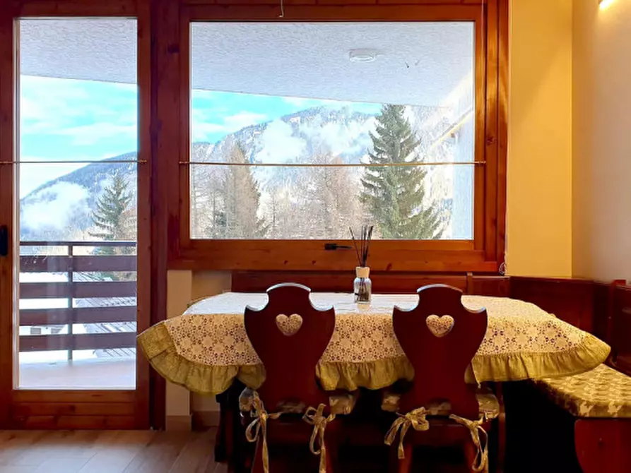 Immagine 4 di Appartamento in vendita  a Dimaro Folgarida