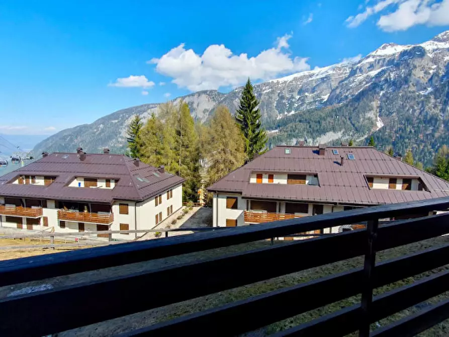 Immagine 5 di Appartamento in vendita  a Dimaro Folgarida