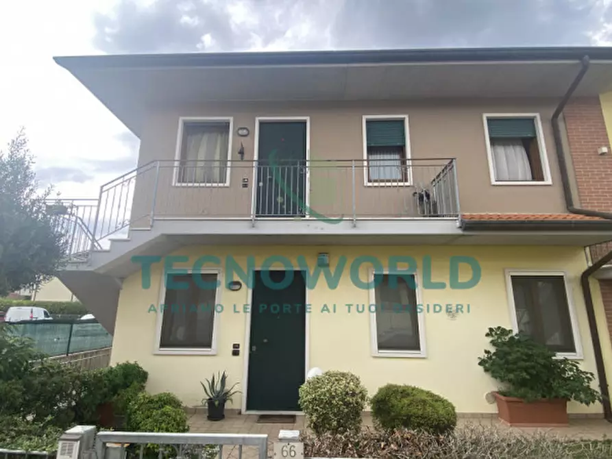 Immagine 17 di Appartamento in vendita  in Via Ca' Castelle a Zanè