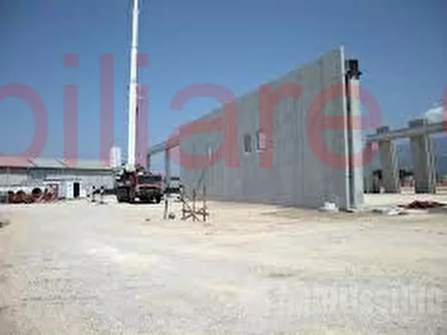 Immagine 3 di Capannone industriale in vendita  in via nona strada a Padova