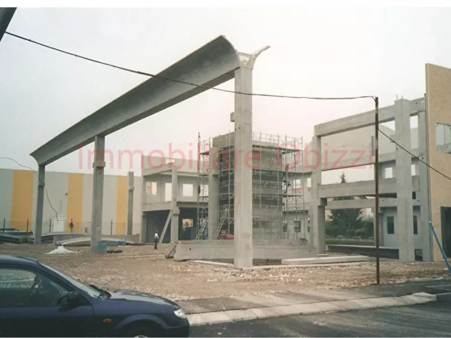 Immagine 5 di Capannone industriale in vendita  in via nona strada a Padova