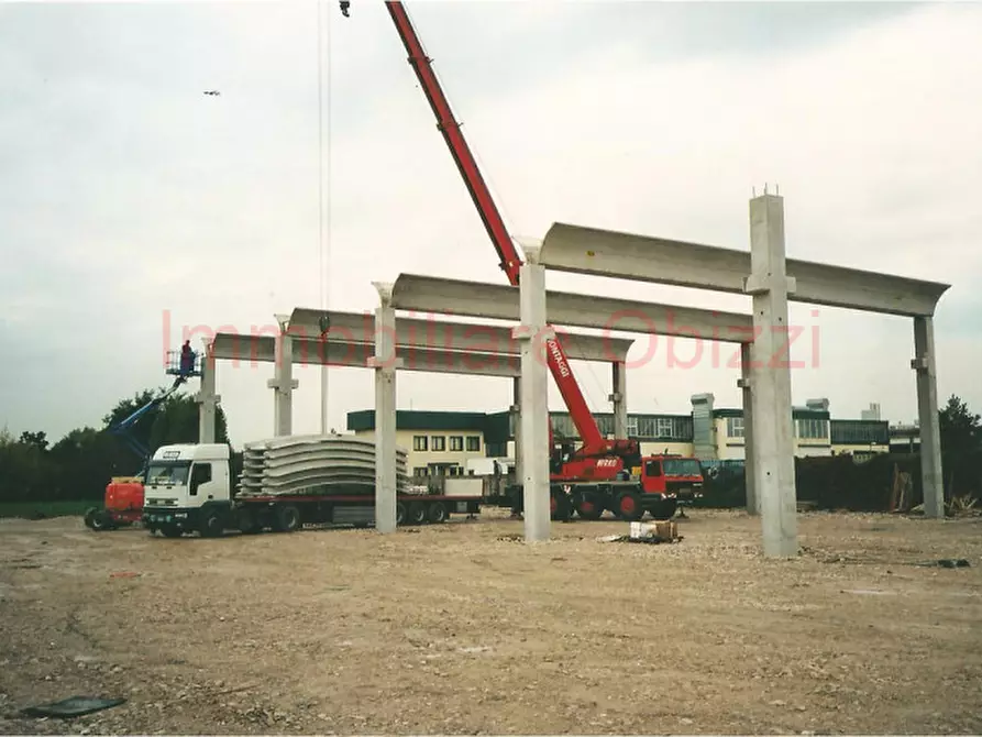 Immagine 9 di Capannone industriale in vendita  in via nona strada a Padova