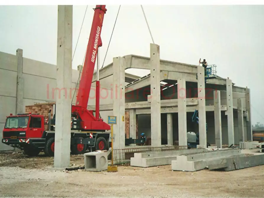 Immagine 13 di Capannone industriale in vendita  in via nona strada a Padova