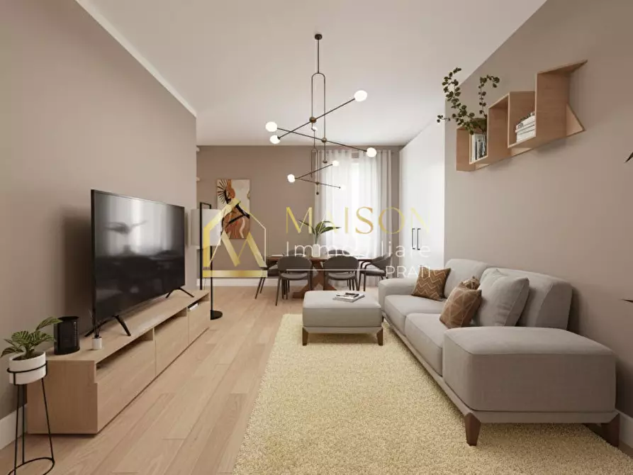 Immagine 5 di Appartamento in vendita  in Via Val Pellice a Roma