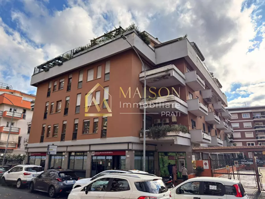 Immagine 14 di Appartamento in vendita  in Via Val Pellice a Roma