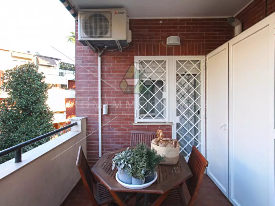 Immagine 22 di Appartamento in vendita  in Via di Santa Maria della Speranza a Roma