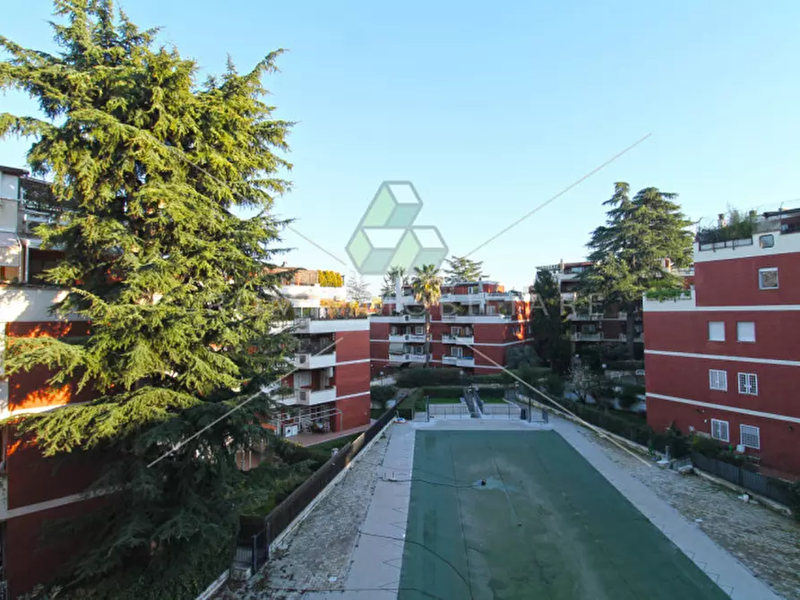 Immagine 27 di Appartamento in vendita  in Via di Santa Maria della Speranza a Roma
