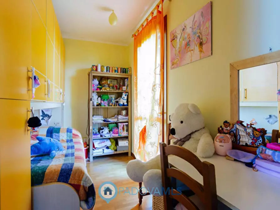 Immagine 6 di Casa trifamiliare in vendita  in Via San Pietro a Agna