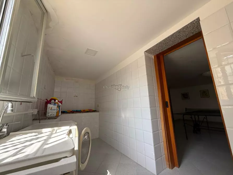 Immagine 48 di Villa in vendita  a Ragusa
