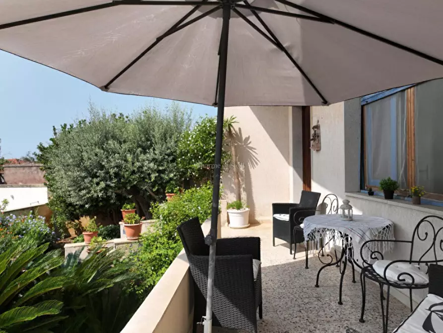 Immagine 56 di Villa in vendita  a Ragusa