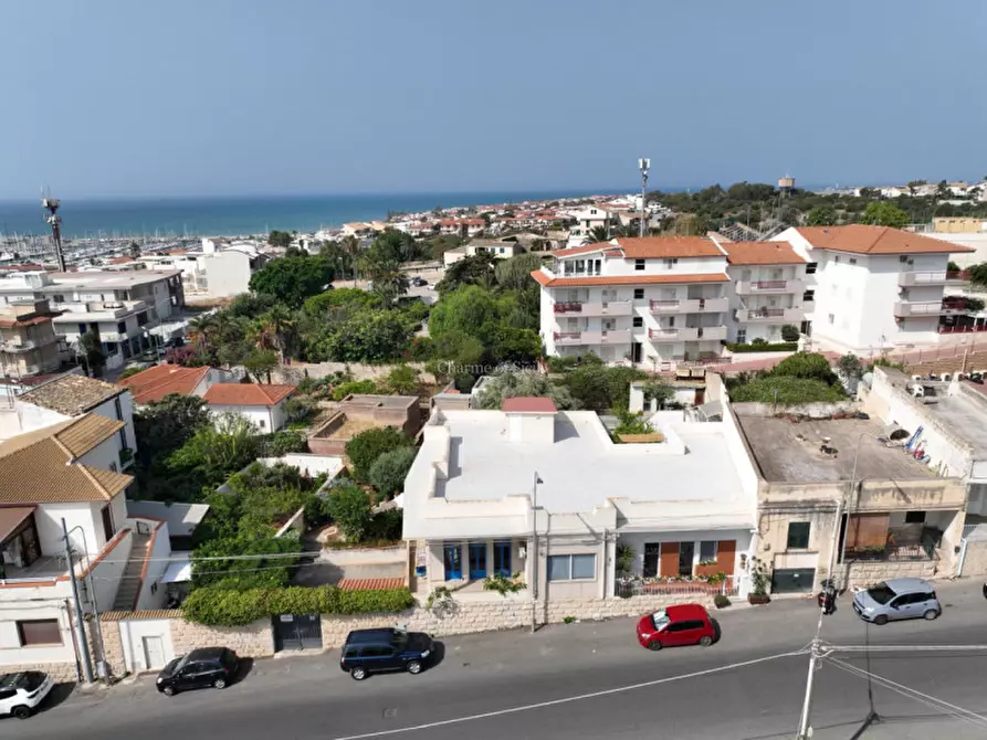 Immagine 62 di Villa in vendita  a Ragusa