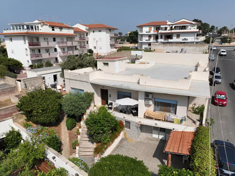 Immagine 69 di Villa in vendita  a Ragusa