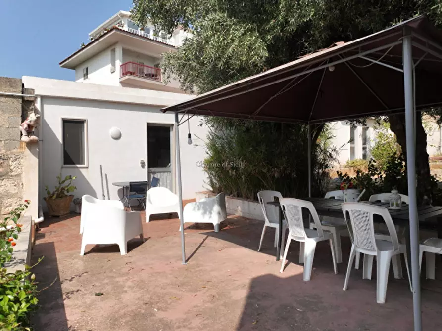 Immagine 78 di Villa in vendita  a Ragusa