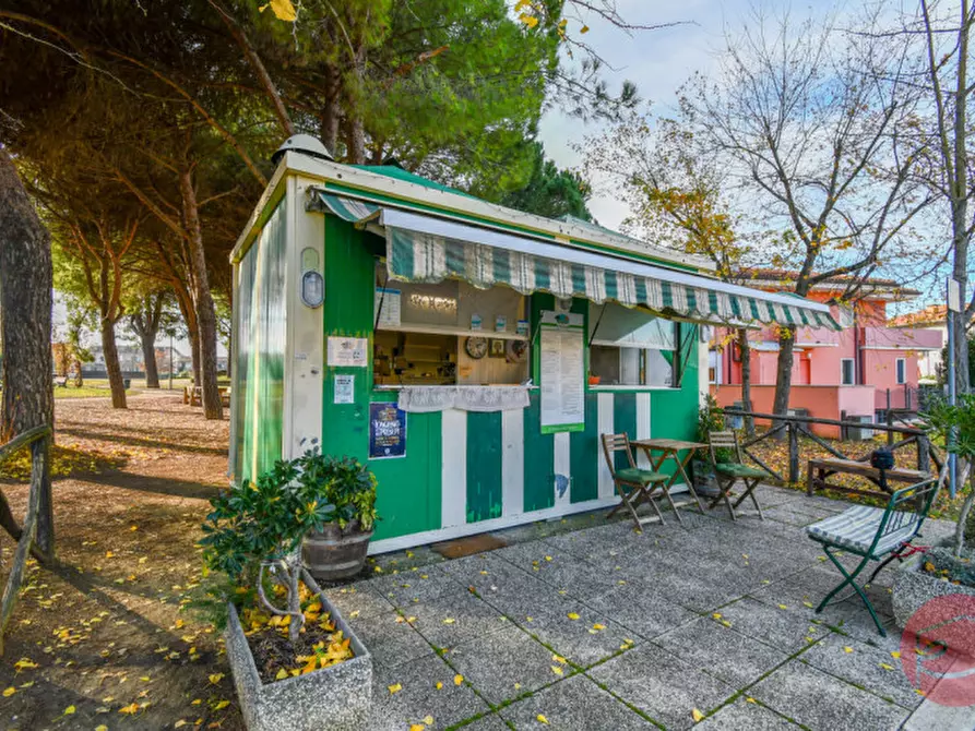 Immagine 3 di Attività commerciale in vendita  a Longiano