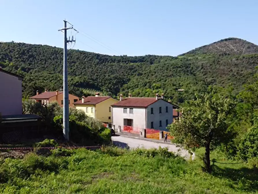 Immagine 3 di Terreno in vendita  in Via dei Faggi a Cinto Euganeo