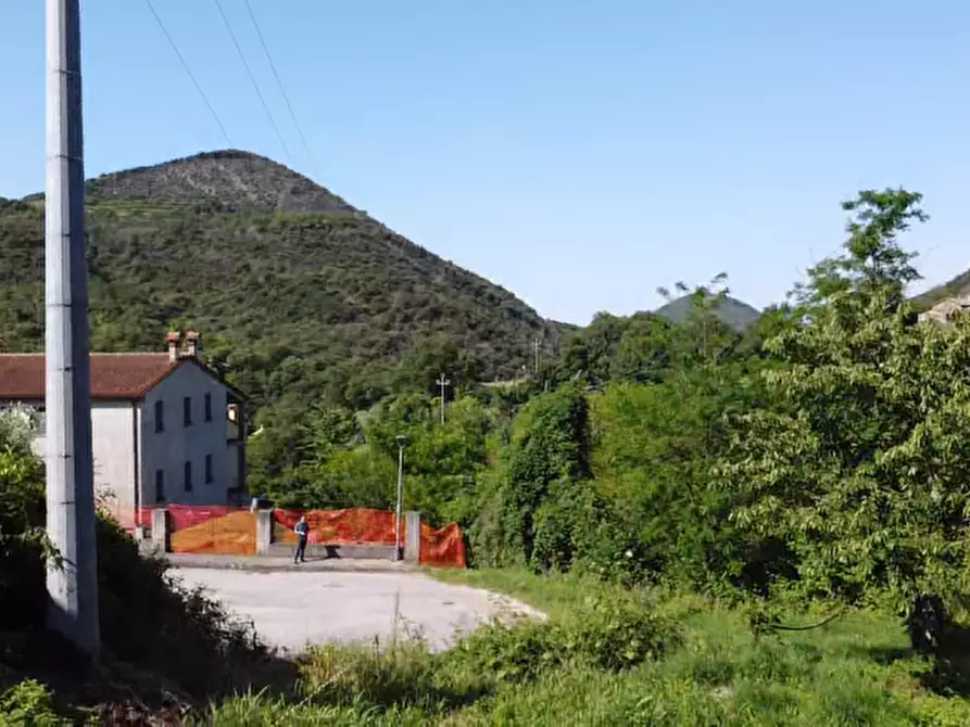 Immagine 7 di Terreno in vendita  in Via dei Faggi a Cinto Euganeo
