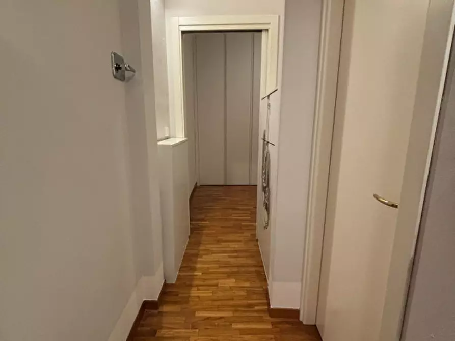 Immagine 10 di Appartamento in affitto  in via paradiso a Bologna