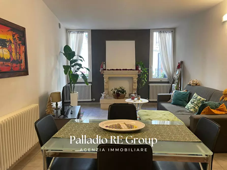 Immagine 1 di Appartamento in vendita  in Corso Antonio Fogazzaro a Vicenza