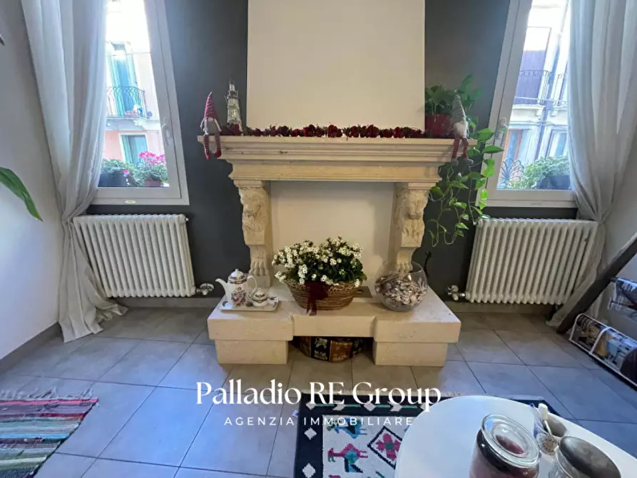 Immagine 5 di Appartamento in vendita  in Corso Antonio Fogazzaro a Vicenza