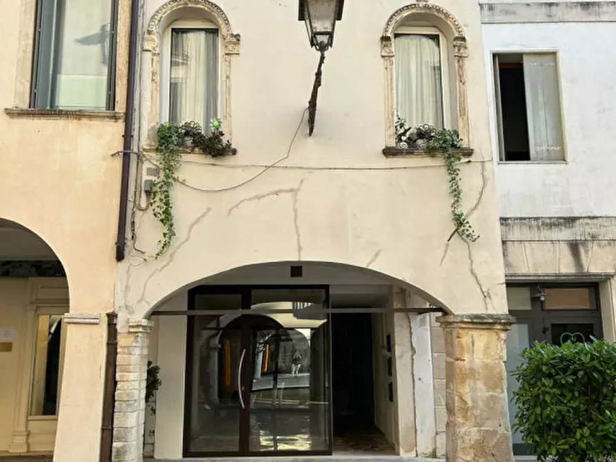 Immagine 28 di Appartamento in vendita  in Corso Antonio Fogazzaro a Vicenza