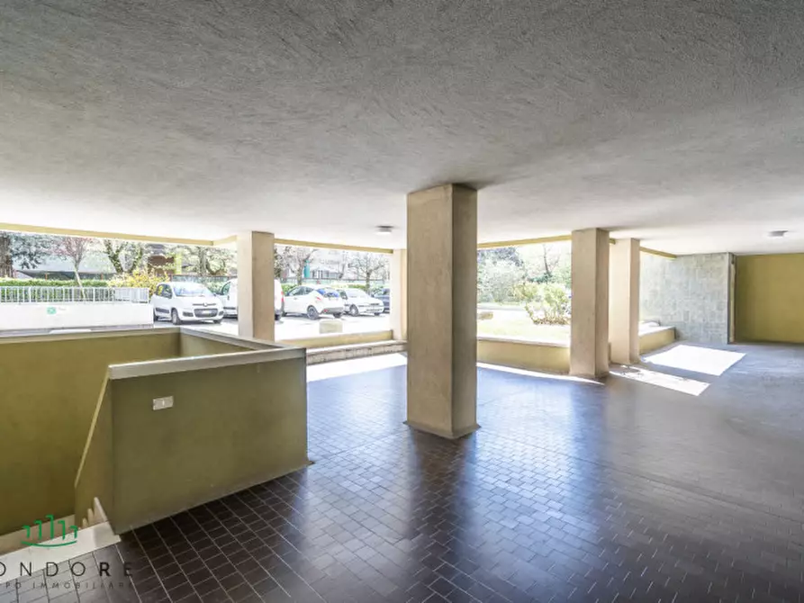 Immagine 16 di Appartamento in vendita  in Via Faenza a Bologna