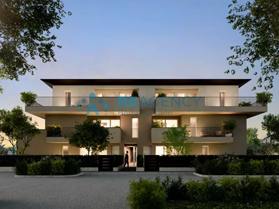 Immagine 1 di Attico in vendita  in Via delle Orchidee a Camisano Vicentino