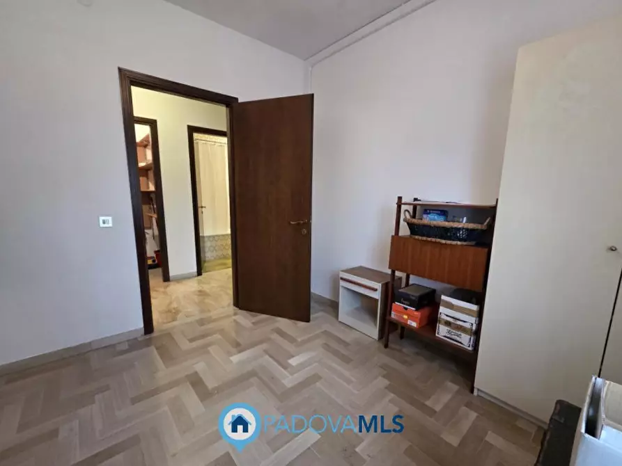 Immagine 10 di Appartamento in vendita  in Via Francesco Petrarca, 13 a Noventa Padovana