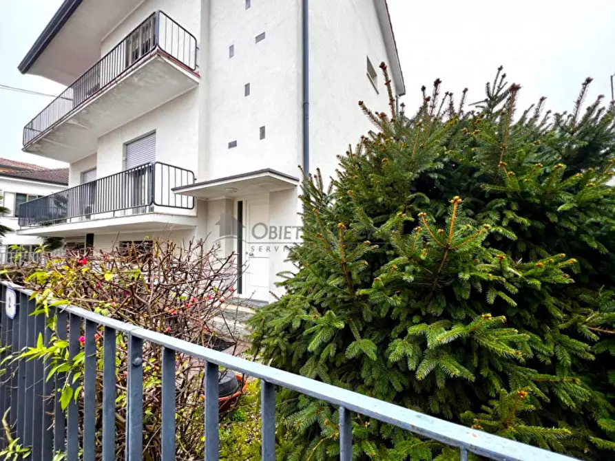 Immagine 1 di Casa bifamiliare in vendita  in Via Jacopo Crescini a Padova