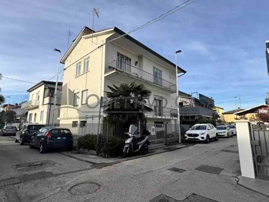 Immagine 2 di Casa bifamiliare in vendita  in Via Jacopo Crescini a Padova