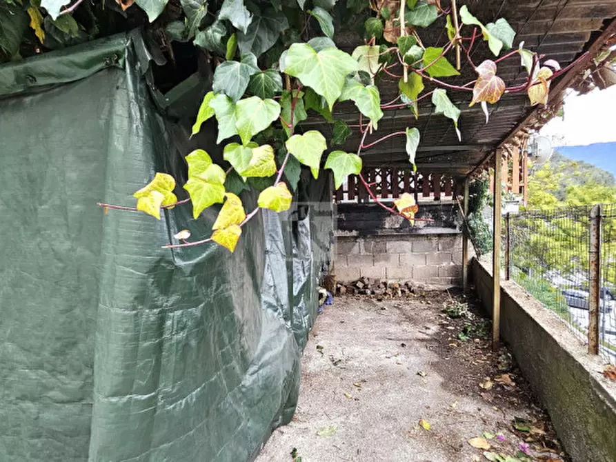 Immagine 19 di Appartamento in vendita  in Via Luigi Cadorna 6 a Tenno