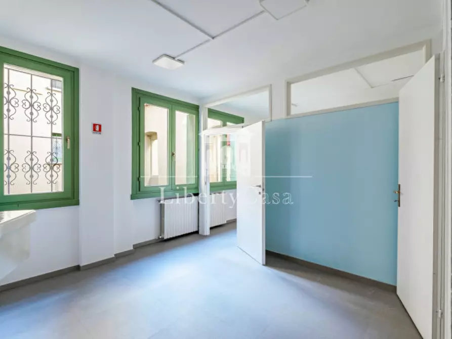 Immagine 6 di Appartamento in vendita  in Via di Mezzo a Salò