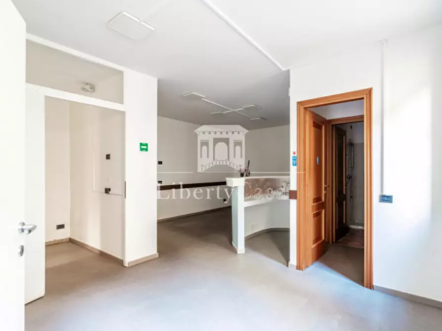 Immagine 10 di Appartamento in vendita  in Via di Mezzo a Salò