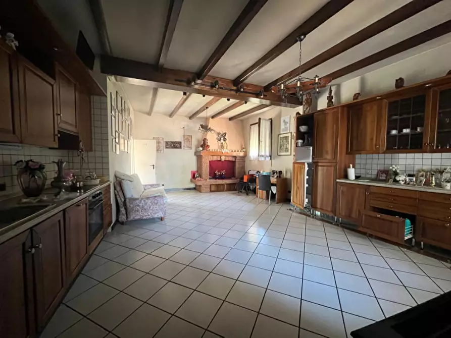 Immagine 2 di Casa indipendente in vendita  in Via Vittorio Emanuele II a Legnaro