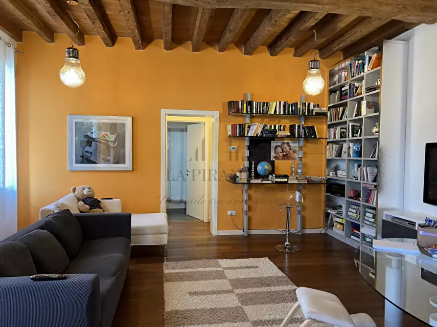 Immagine 2 di Villa in vendita  in MESTRINO a Mestrino