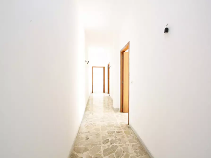 Immagine 9 di Casa indipendente in vendita  in Via Carlo De Cristoforis a Casarano